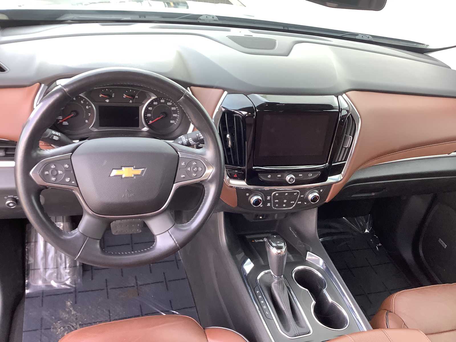 Thumbnail: 2018 Chevrolet Traverse - 10