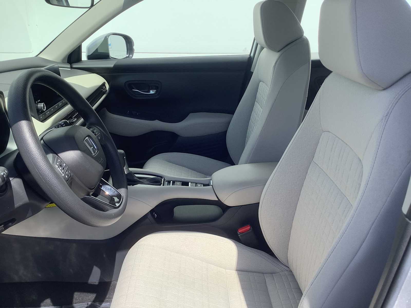 Thumbnail: 2023 Honda HR-V - 2