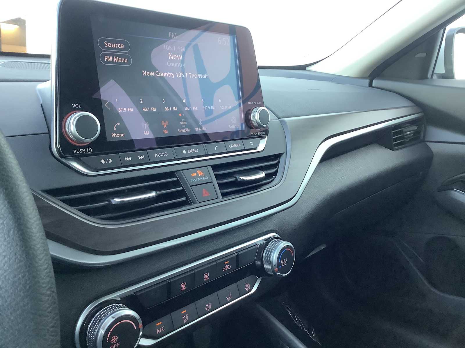 Thumbnail: 2023 Nissan Altima - 17