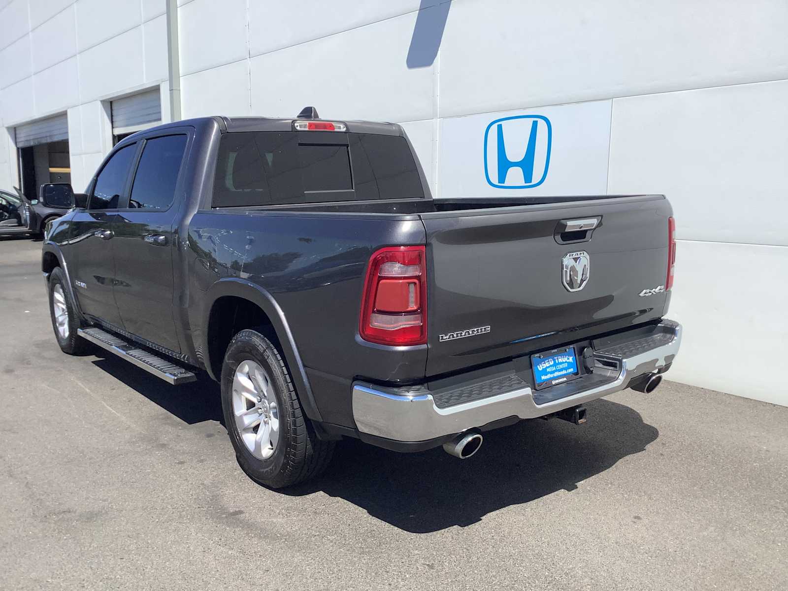 2021 Ram 1500 Laramie photo 4
