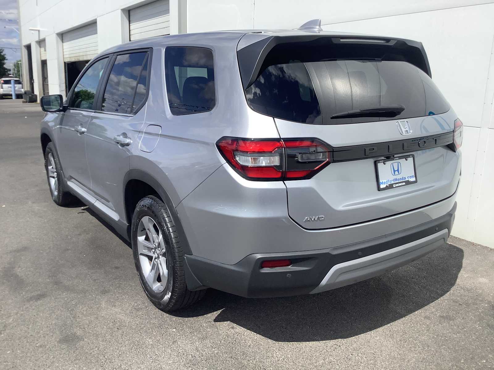 Thumbnail: 2025 Honda Pilot - 4