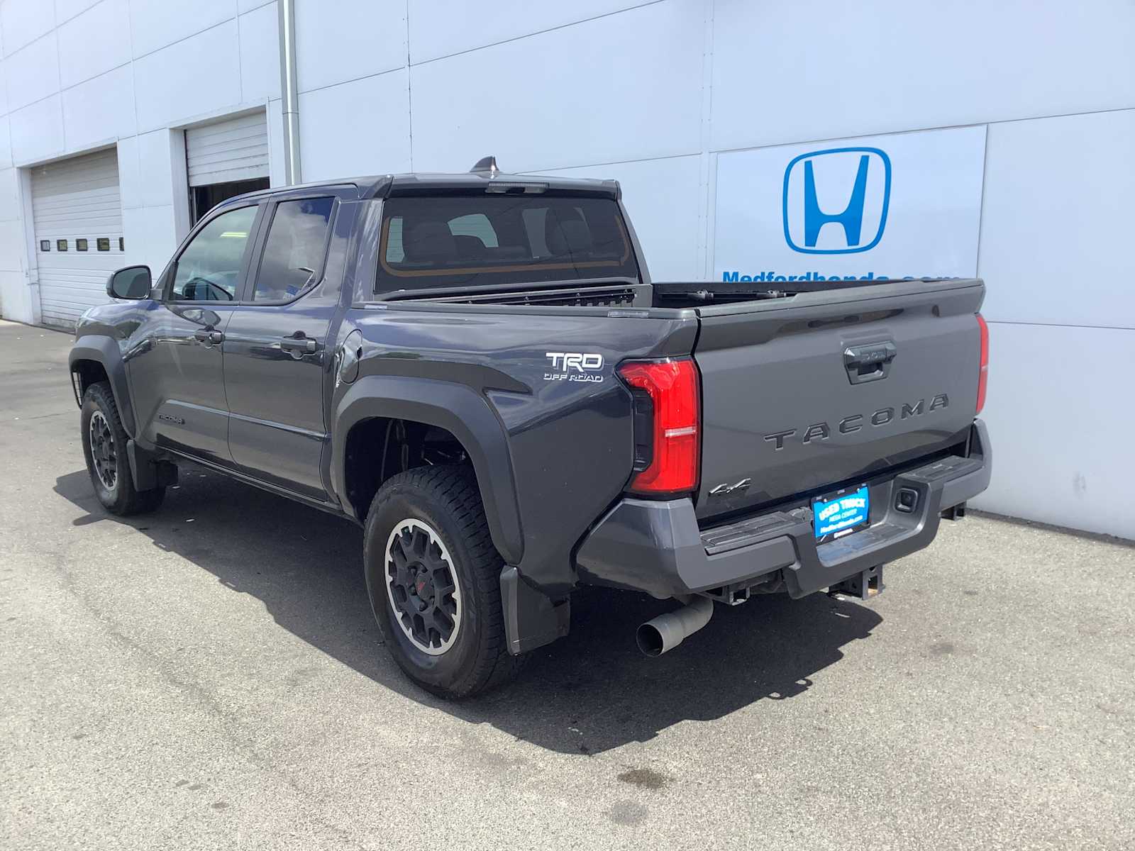 Thumbnail: 2024 Toyota Tacoma - 4