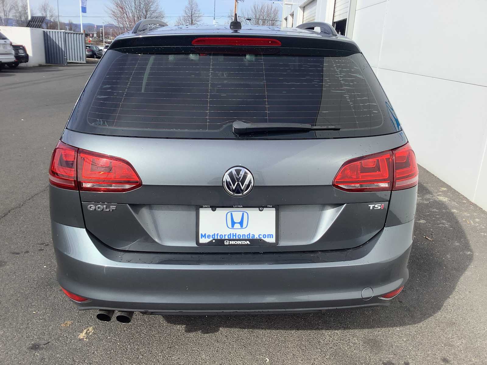 Thumbnail: 2016 Volkswagen e-Golf - 5