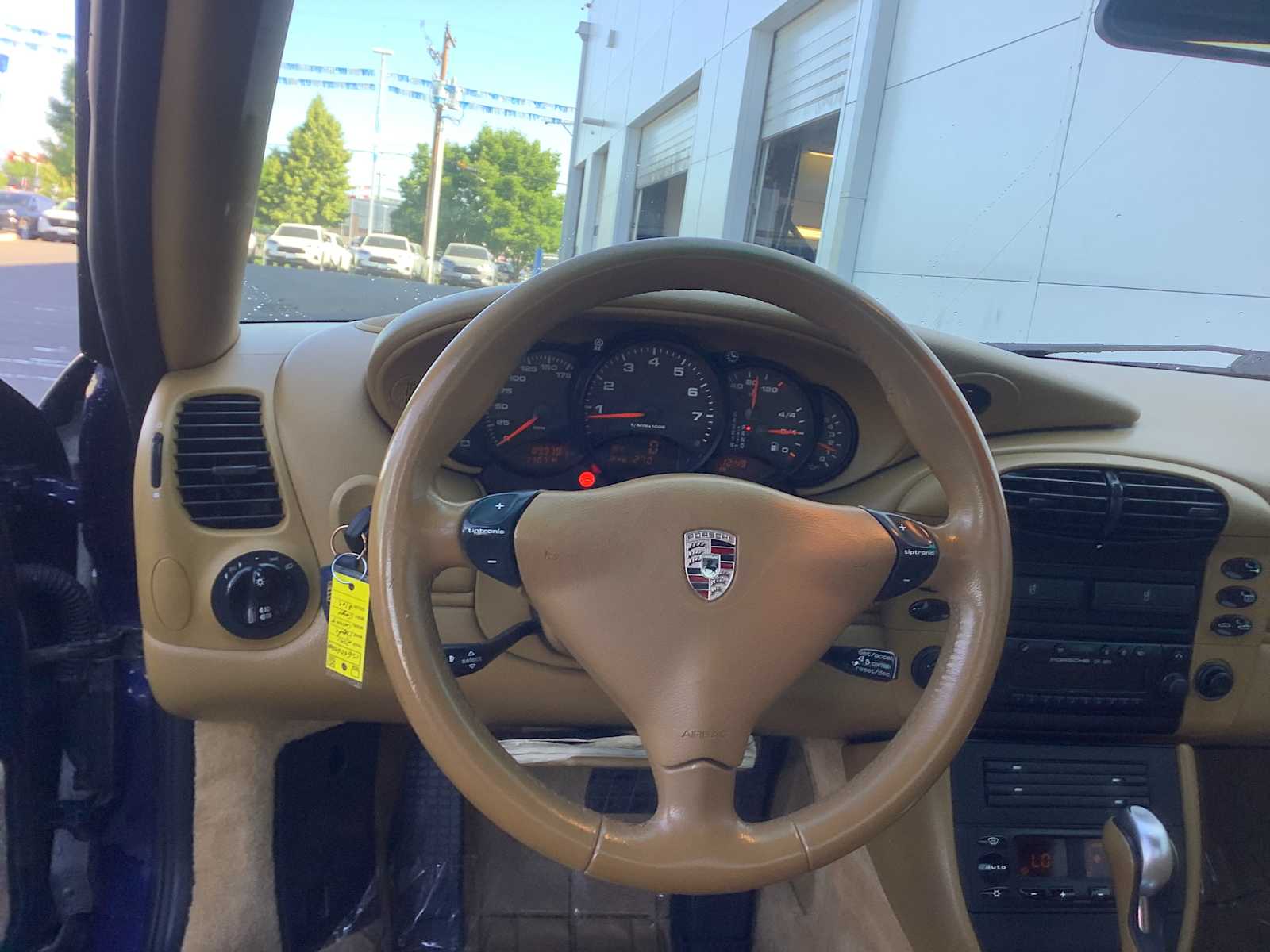Thumbnail: 2001 Porsche 911 - 9