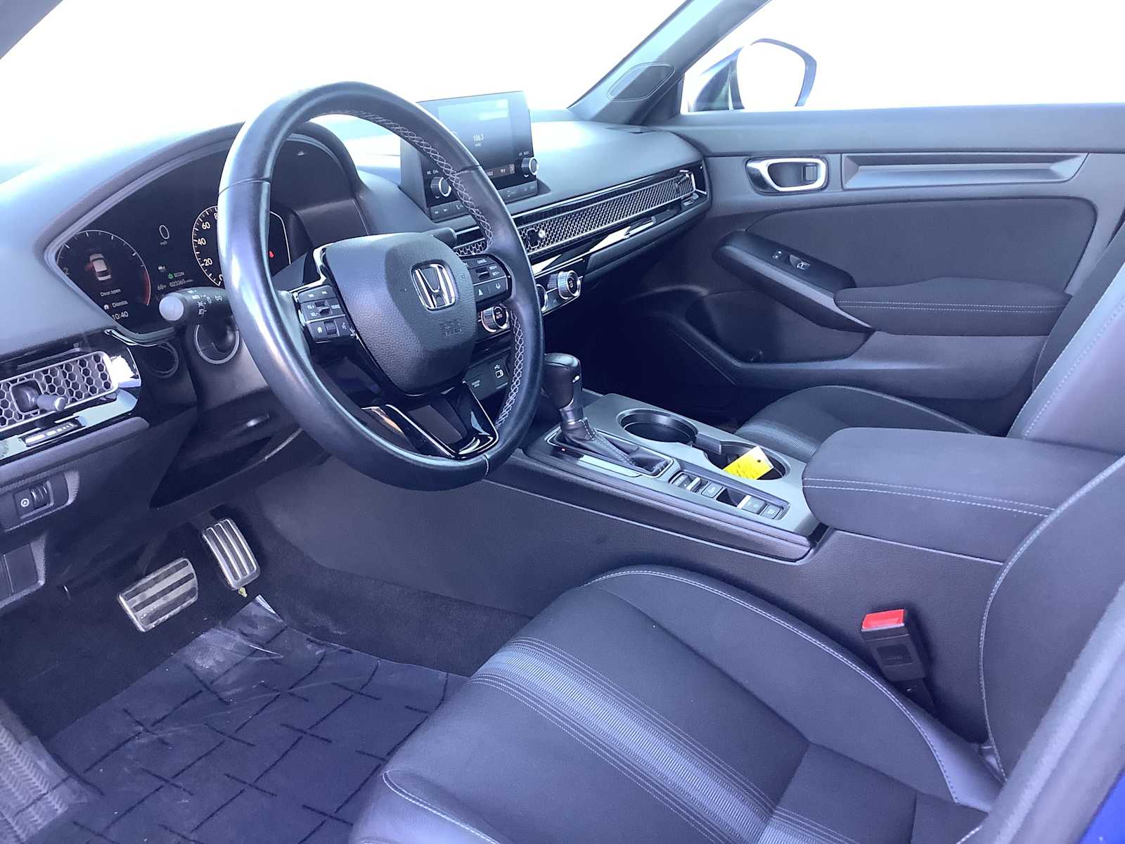 2024 Honda Civic Sport photo 3