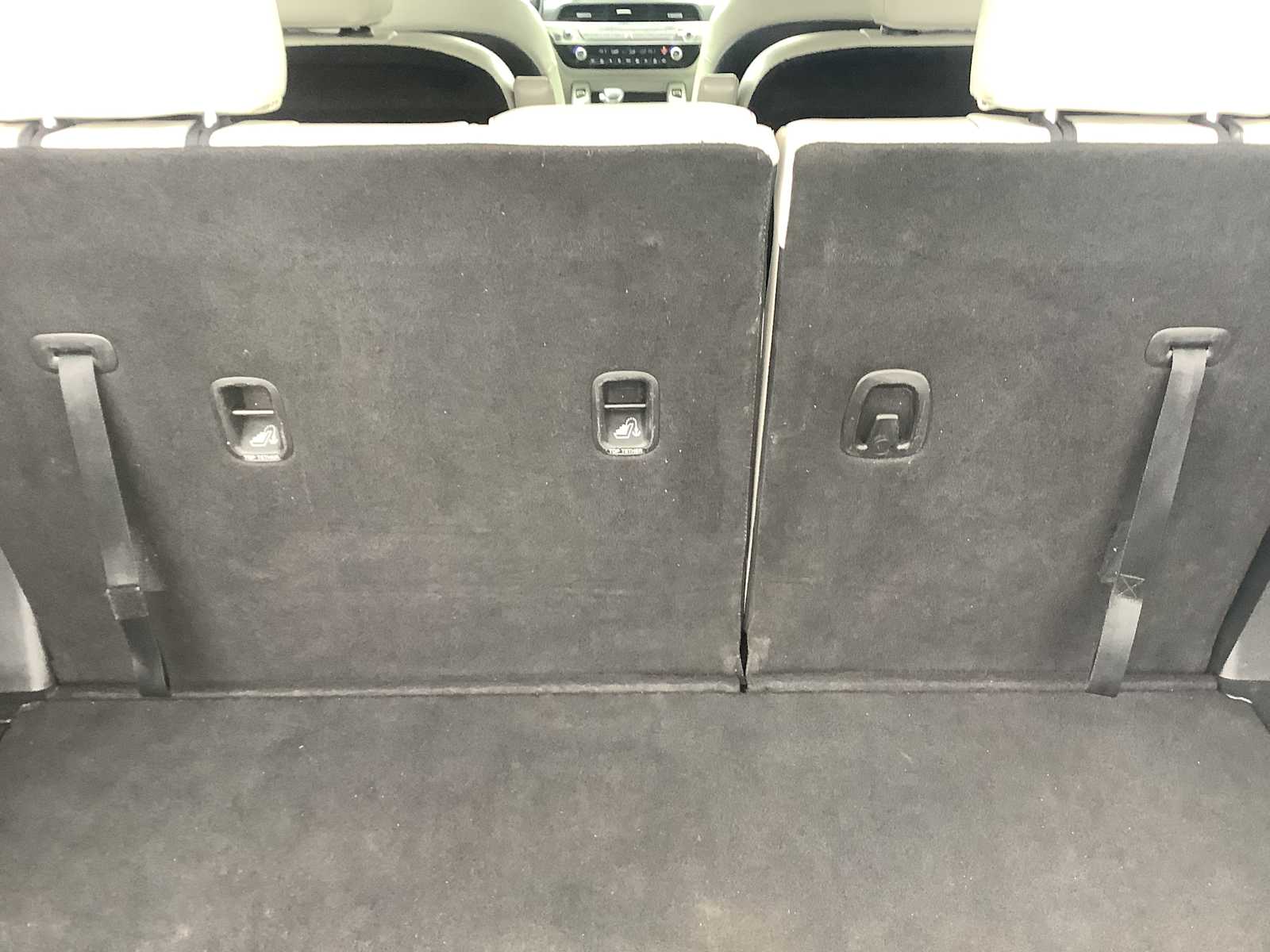 Thumbnail: 2022 Kia Telluride - 14