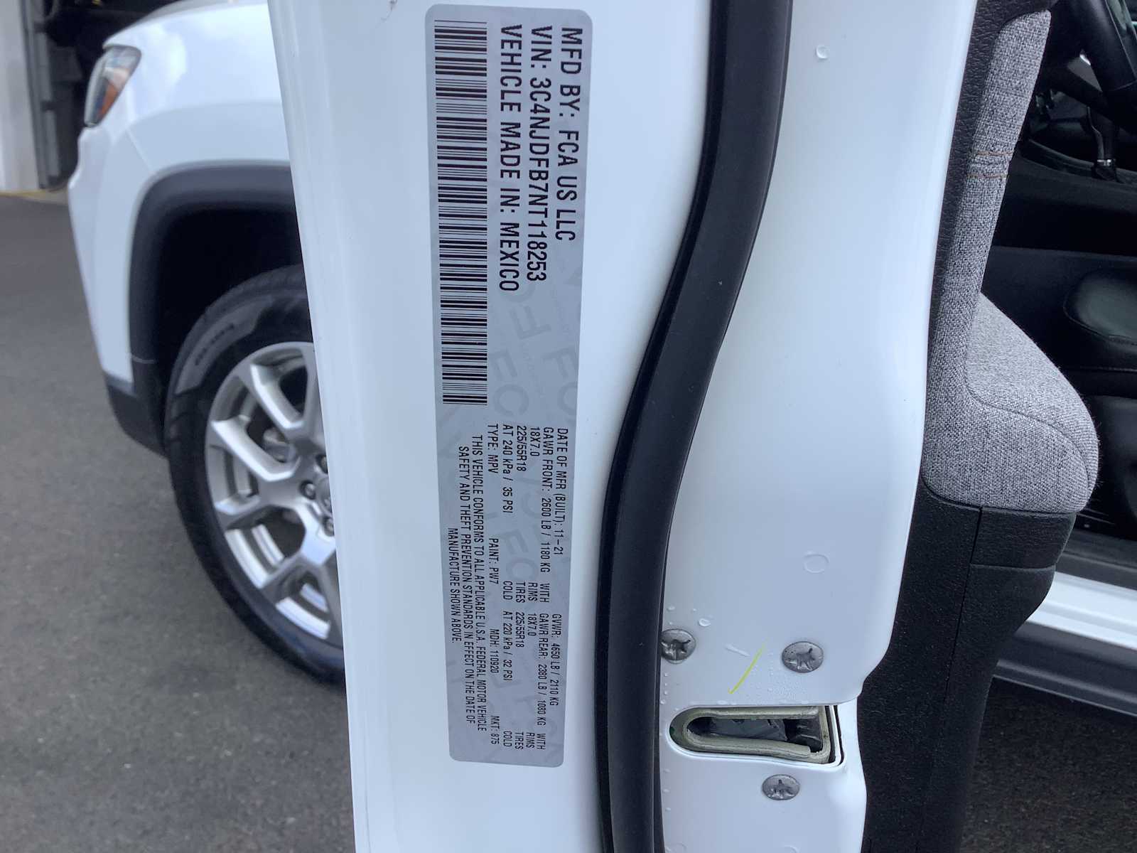 Thumbnail: 2022 Jeep Compass - 21