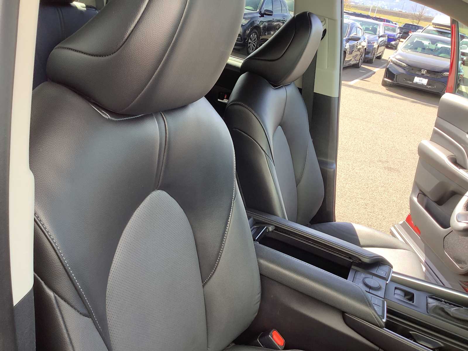 Thumbnail: 2024 Toyota Grand Highlander - 14