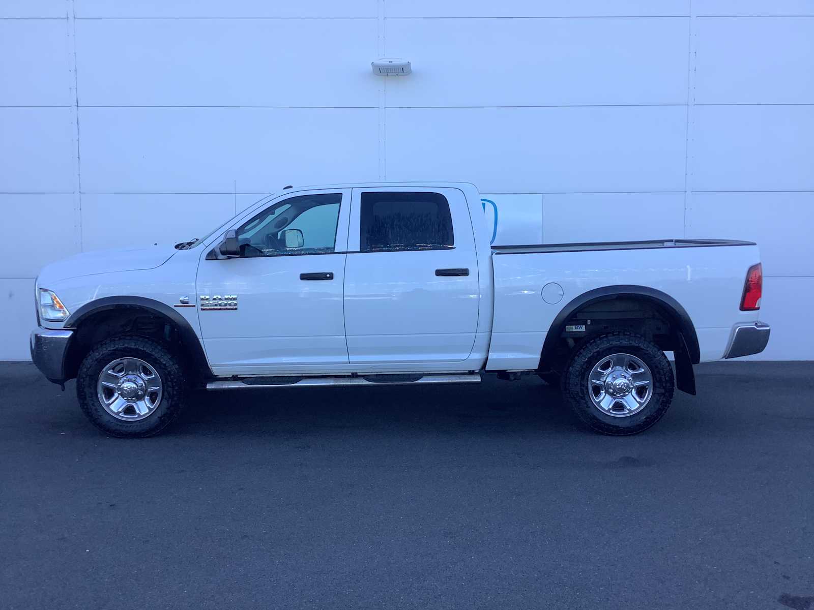 Used 2017 RAM Ram 2500 Pickup Tradesman with VIN 3C6UR5CL1HG749348 for sale in Medford, OR