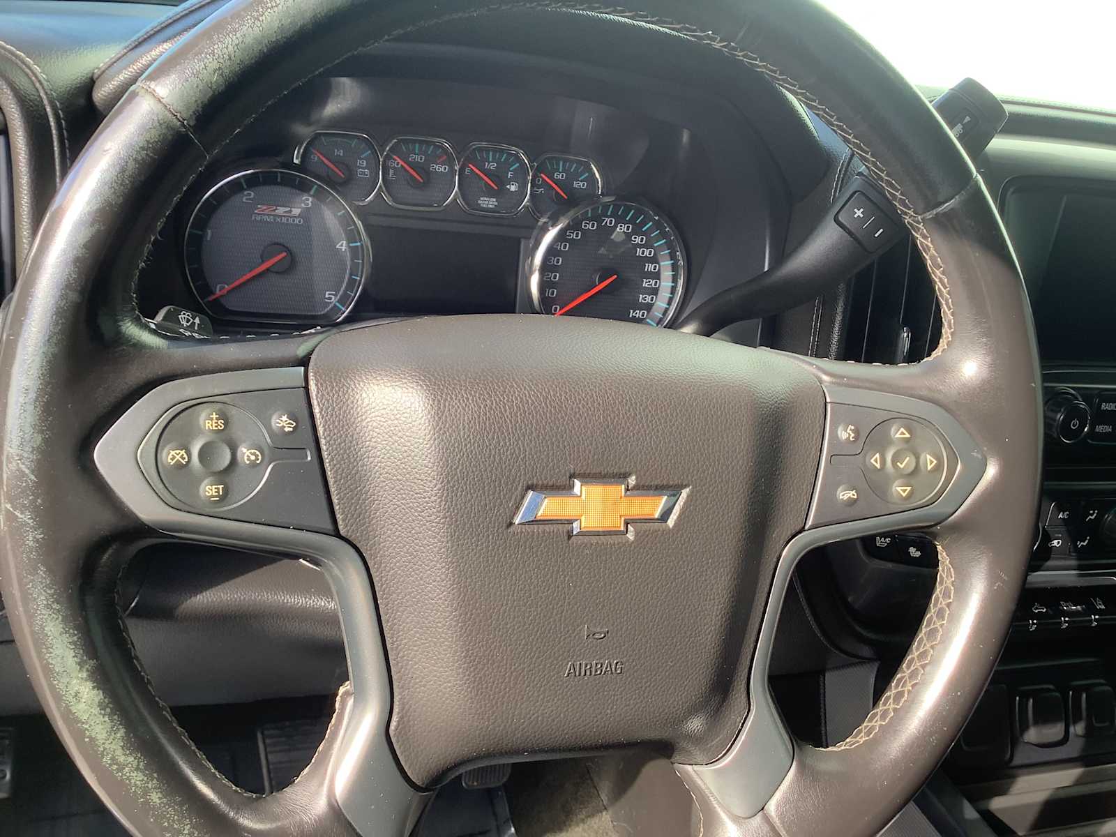 Thumbnail: 2015 Chevrolet Silverado 3500 - 15