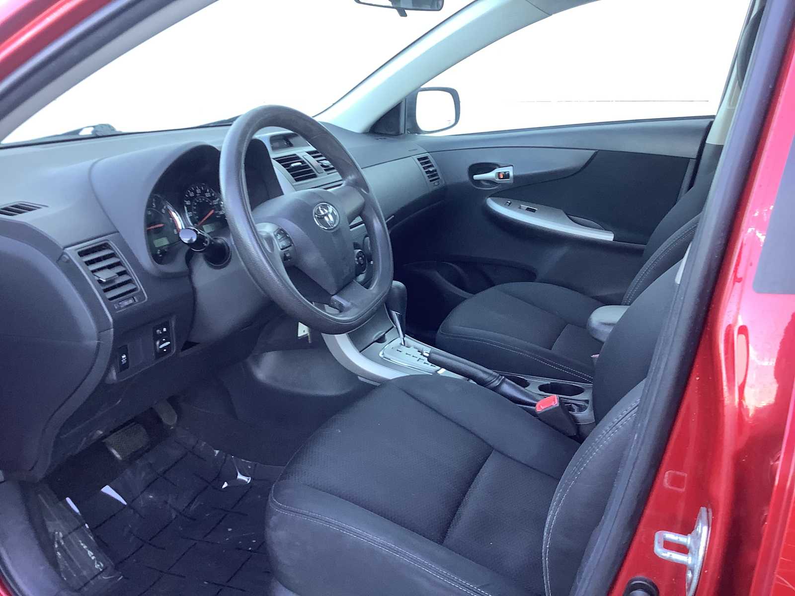 Thumbnail: 2012 Toyota Corolla - 3