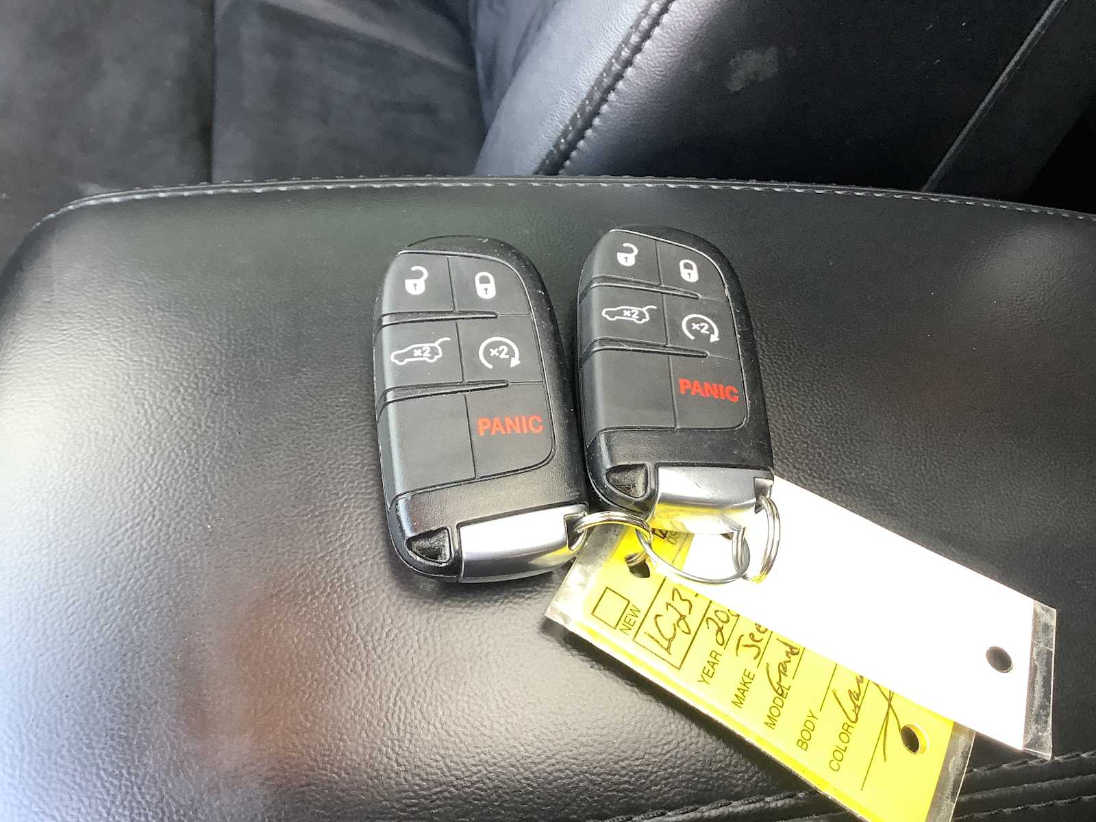 Thumbnail: 2020 Jeep Grand Cherokee - 20