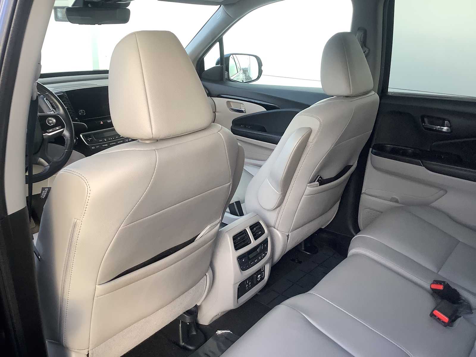 Thumbnail: 2022 Honda Pilot - 12