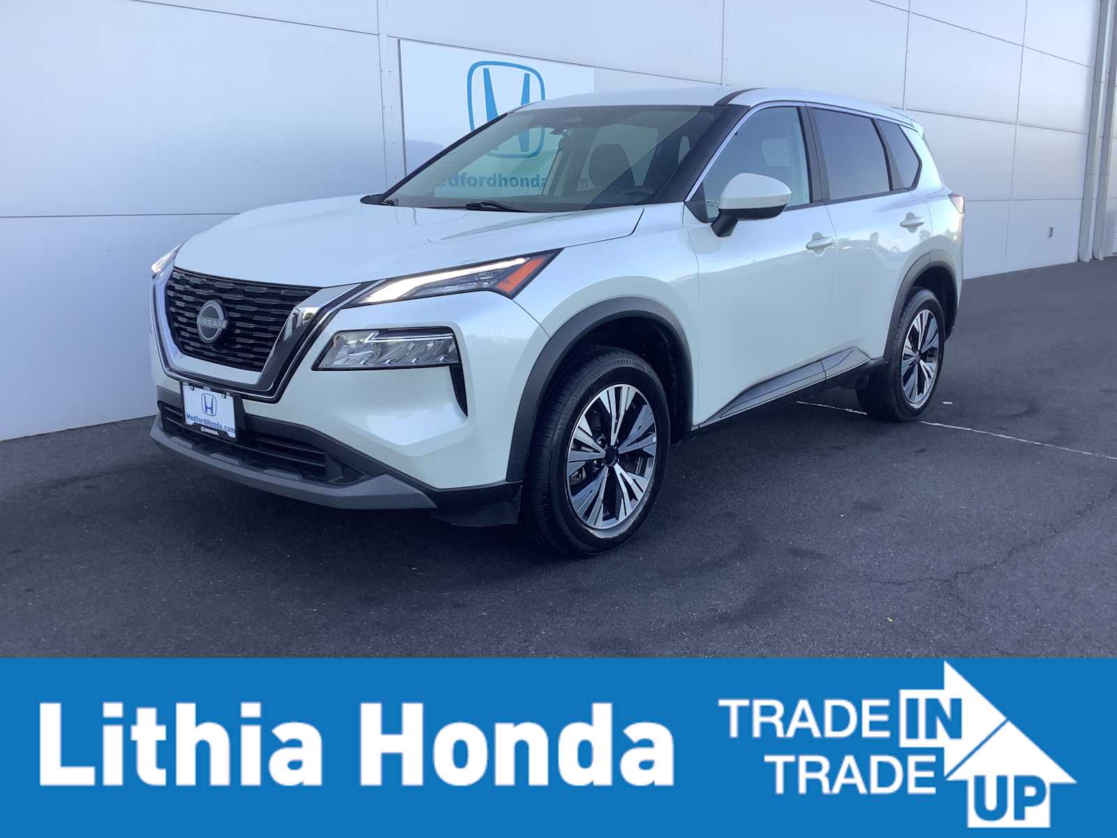 2023 Nissan Rogue SV AWD's photo