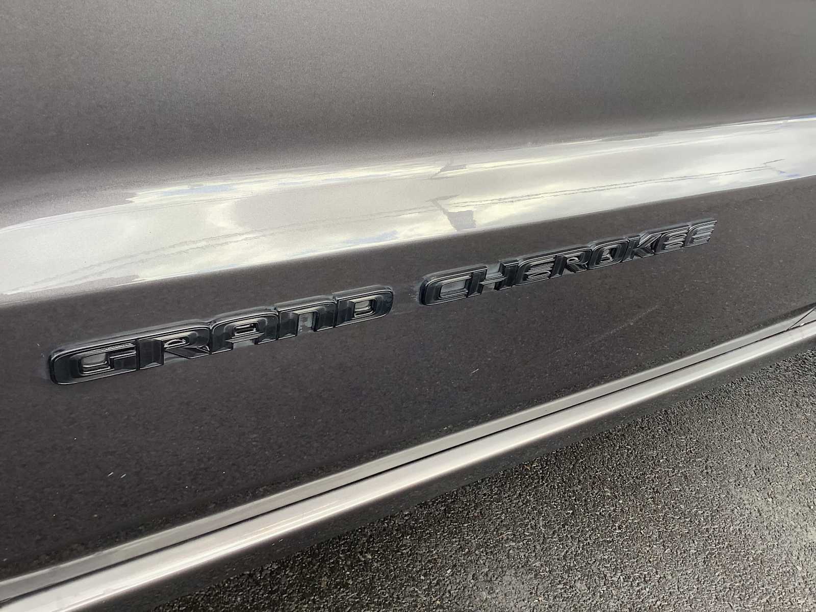 Thumbnail: 2020 Jeep Grand Cherokee - 7