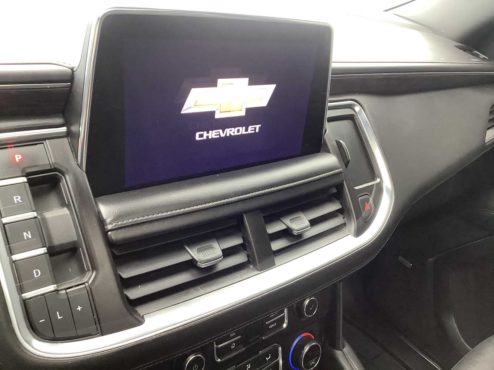 Thumbnail: 2021 Chevrolet Tahoe - 16