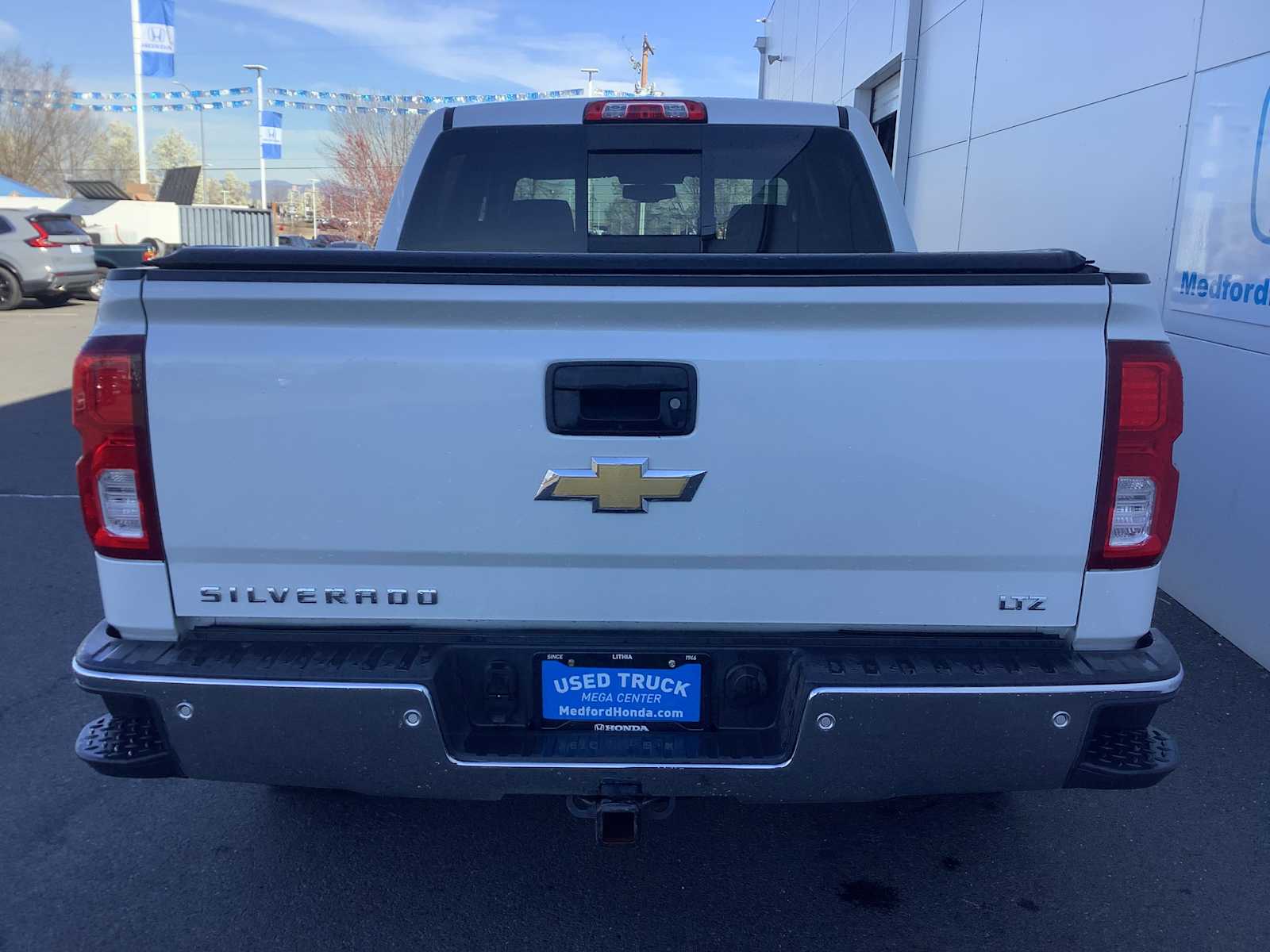 Thumbnail: 2018 Chevrolet Silverado 1500 - 5