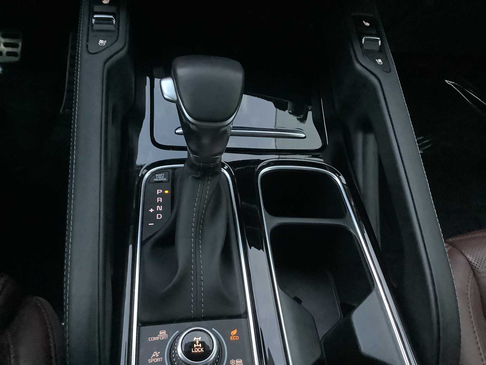 Thumbnail: 2023 Kia Telluride - 18