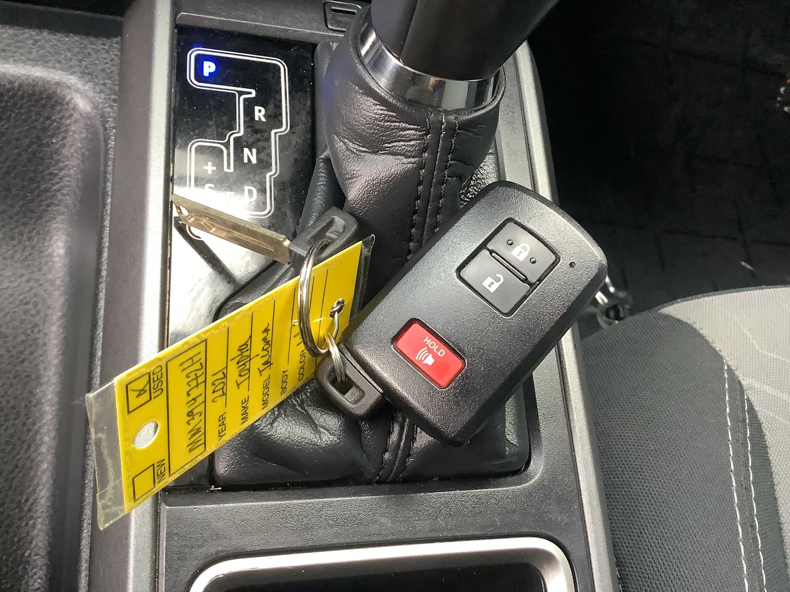 Thumbnail: 2021 Toyota Tacoma - 19