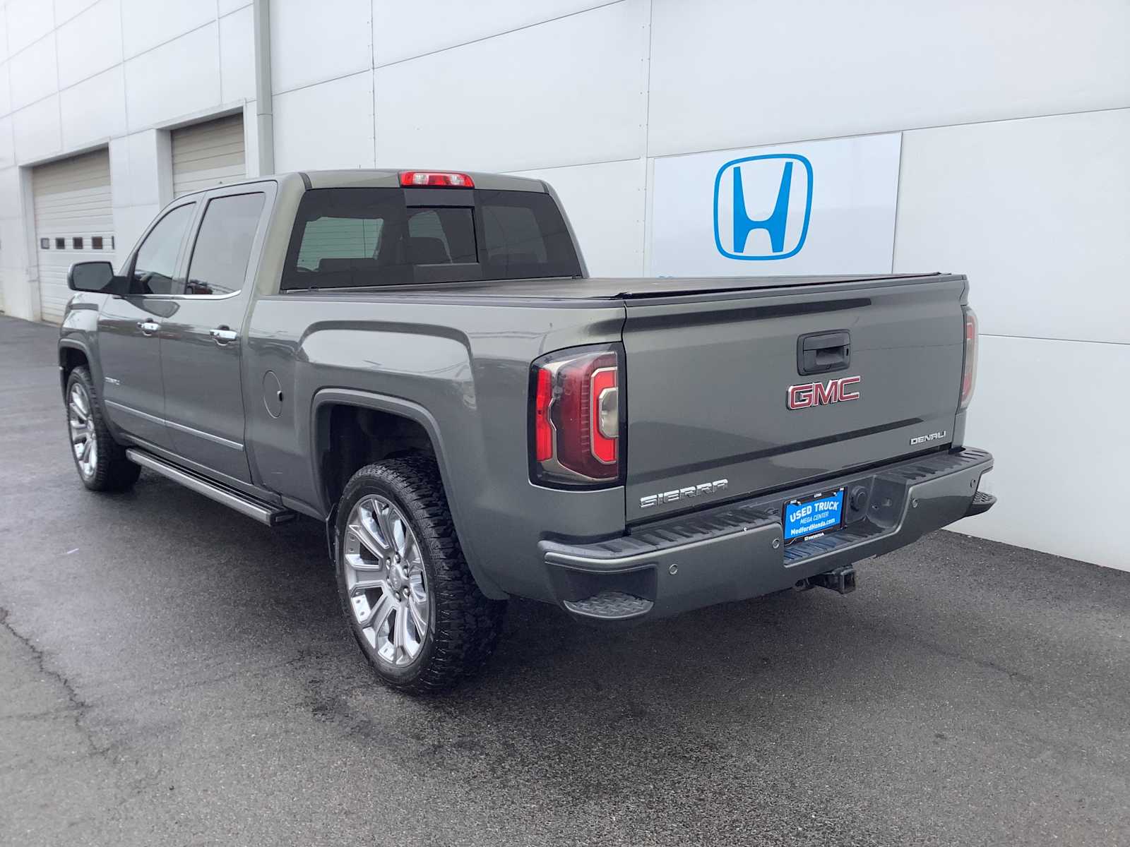 Thumbnail: 2017 GMC Sierra 1500 - 4