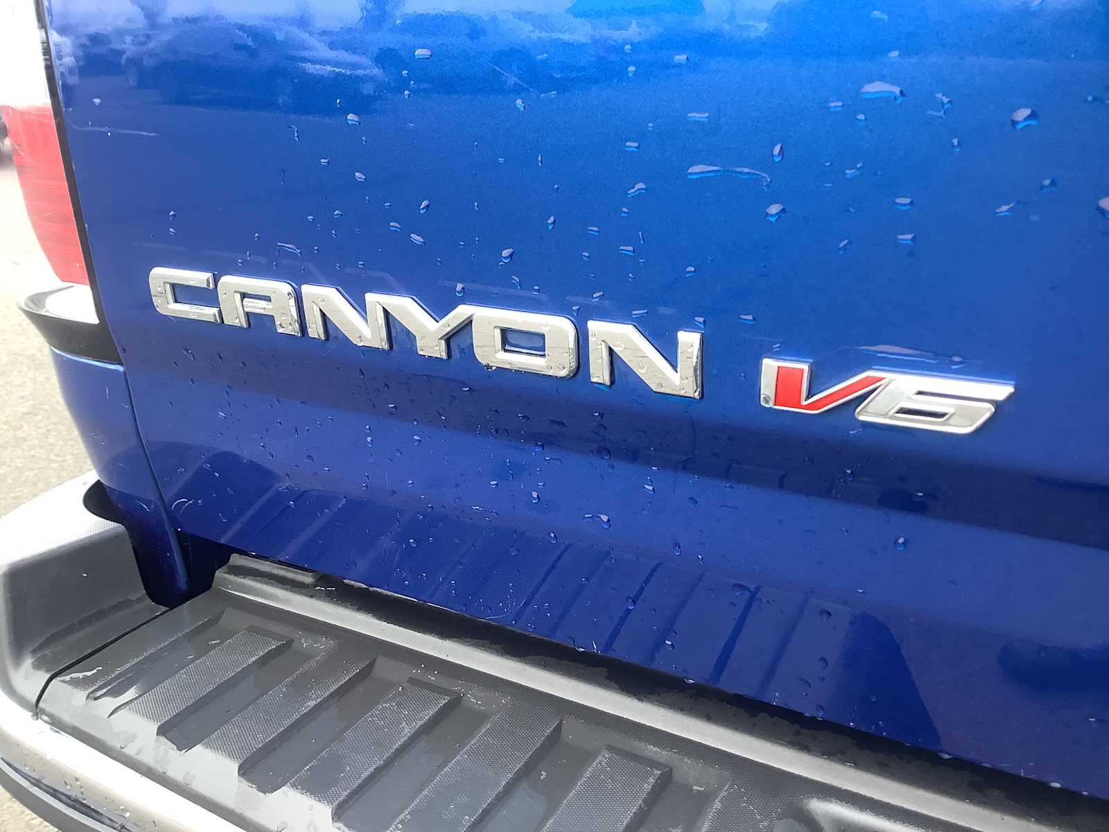 Thumbnail: 2018 GMC Canyon - 6