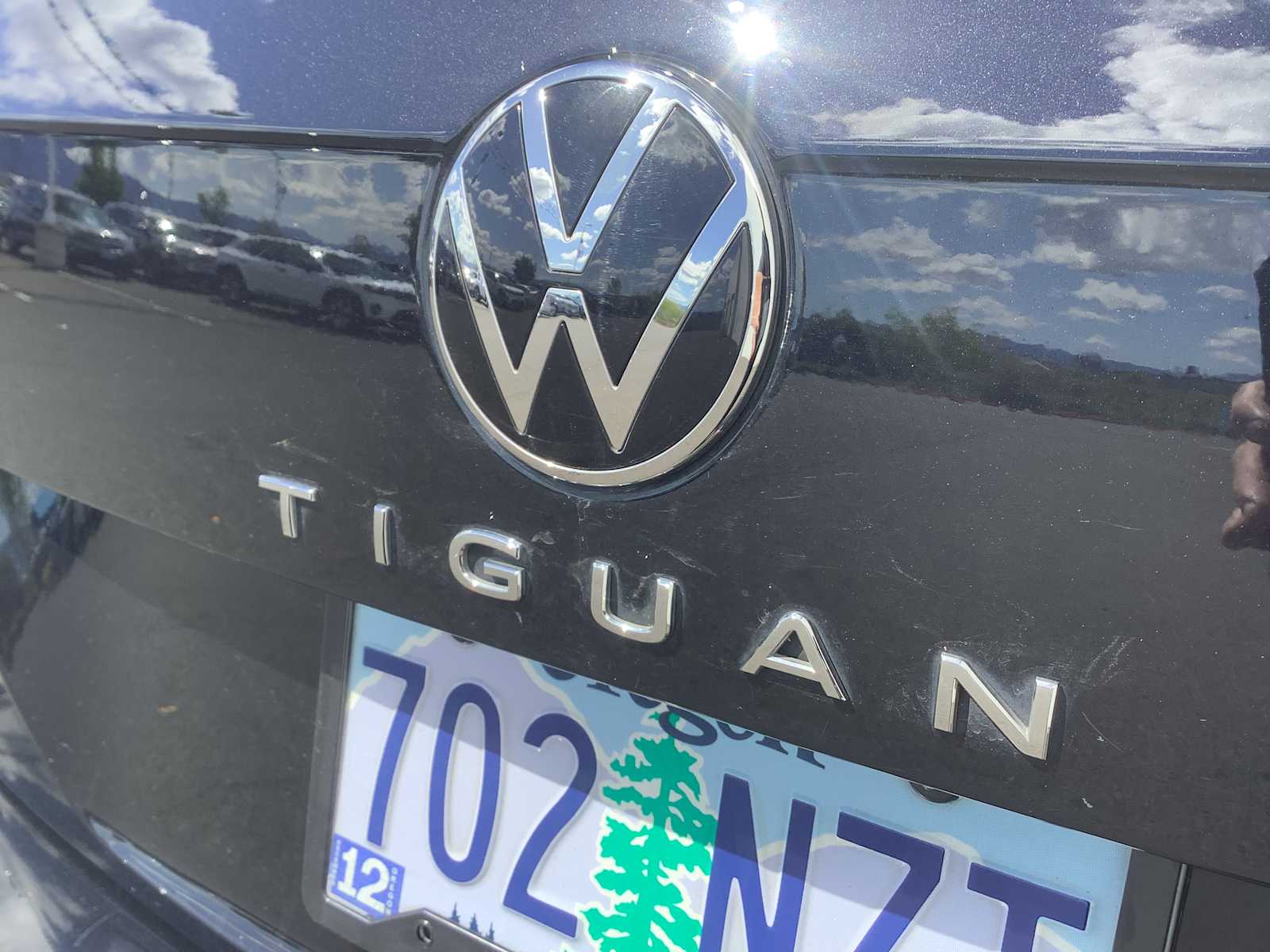 Thumbnail: 2022 Volkswagen Tiguan - 6