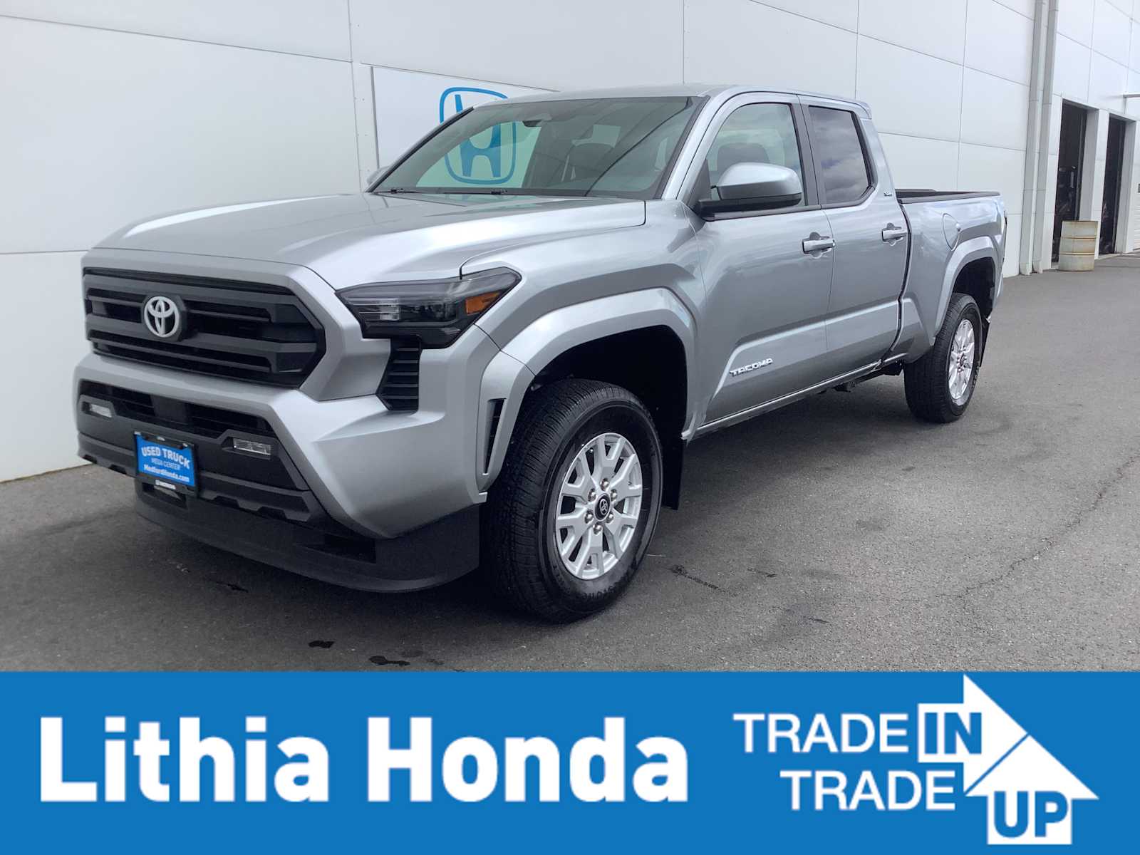 2024 Toyota Tacoma SR5 4x4 Double Cab Long Bed's photo