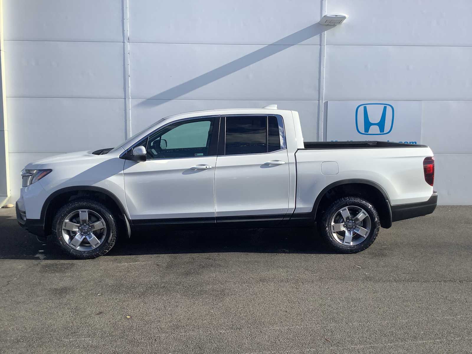 Thumbnail: 2026 Honda Ridgeline - 2