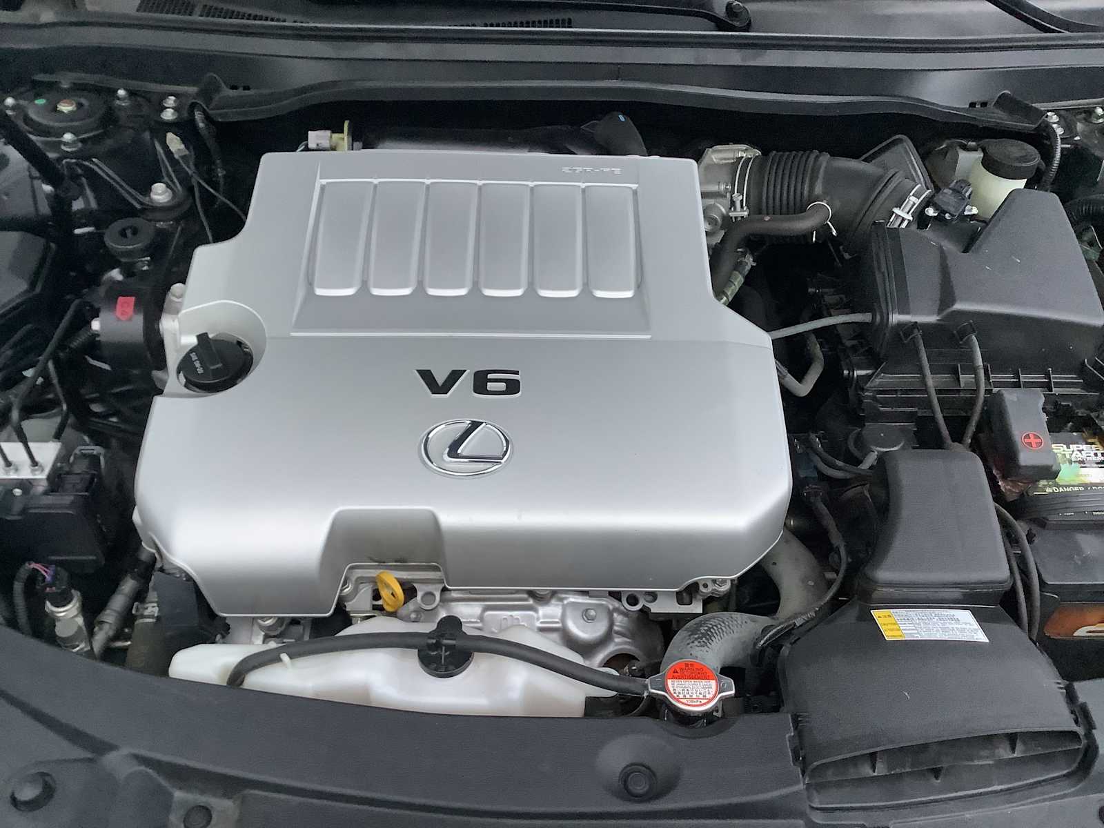 Thumbnail: 2016 Lexus ES - 8