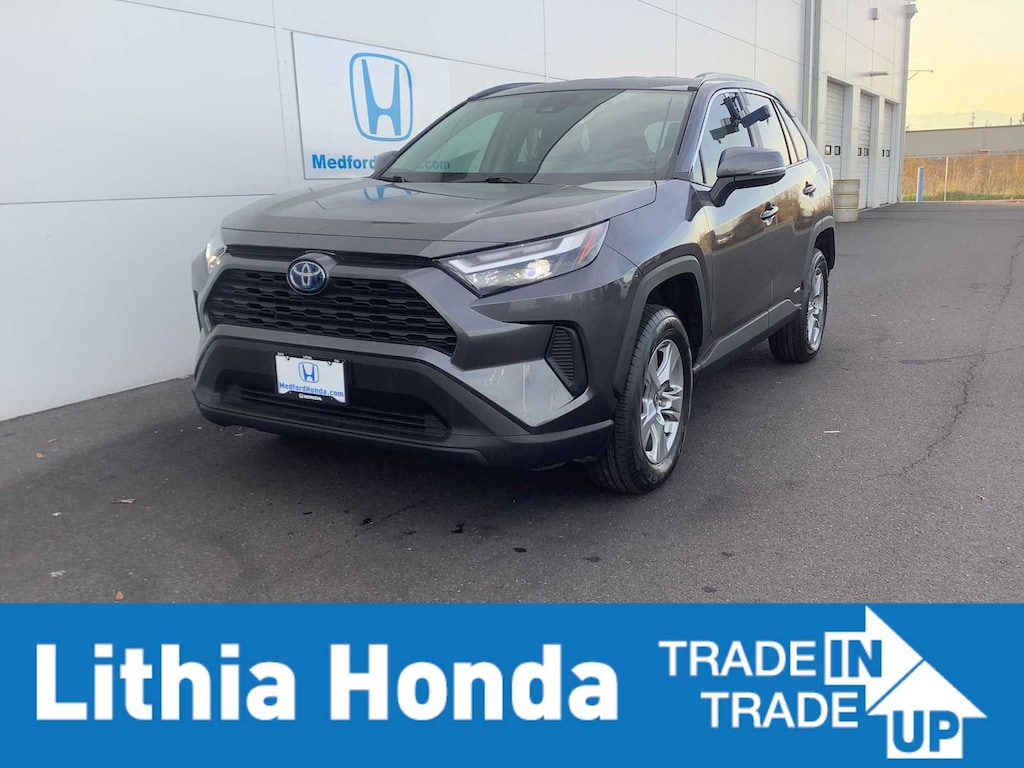 Used 2022 Toyota RAV4 Hybrid XLE SUV