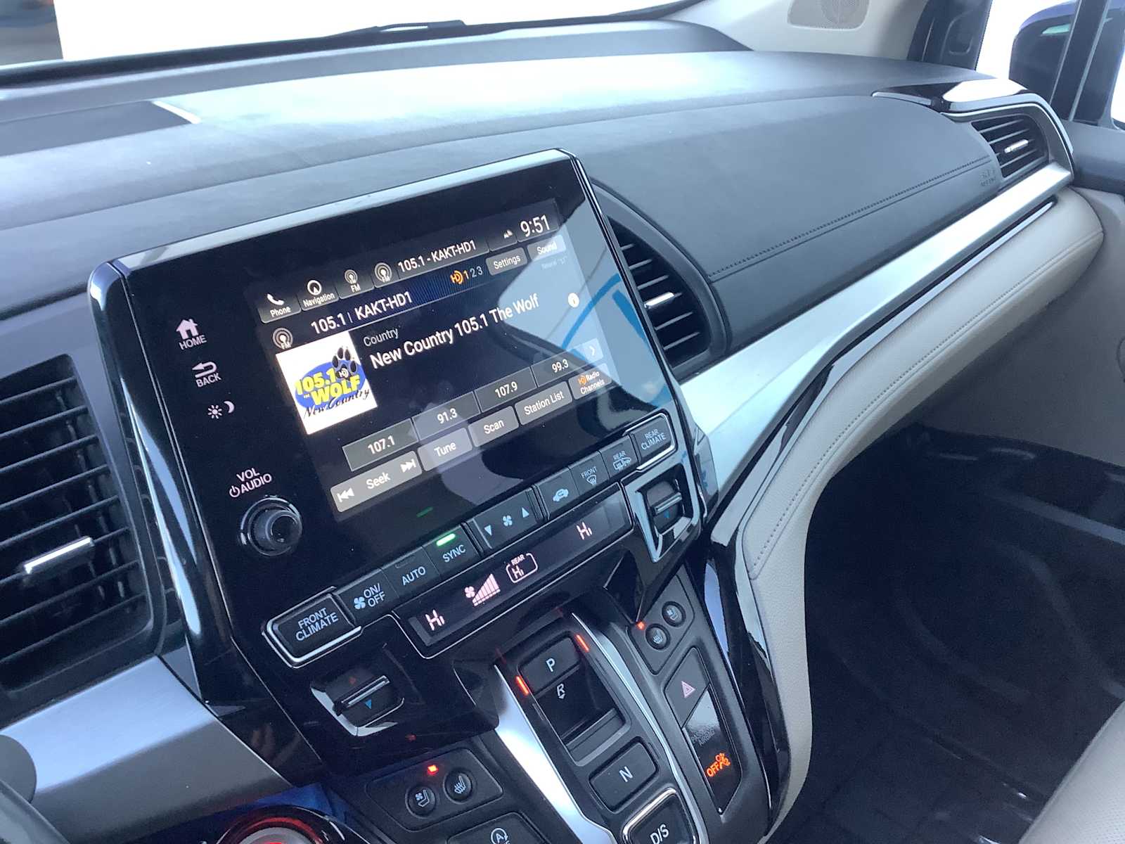 2018 Honda Odyssey Elite - Photo 17