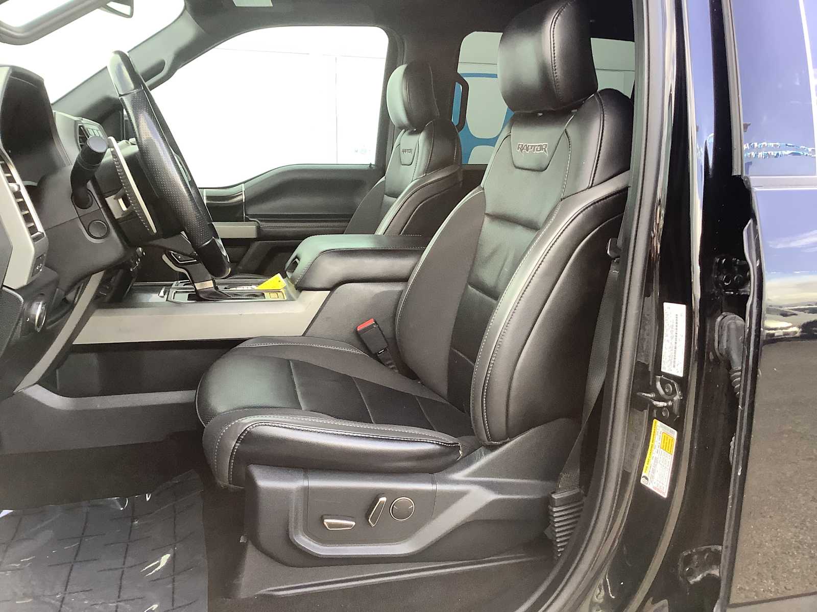 Thumbnail: 2020 Ford F-150 - 11