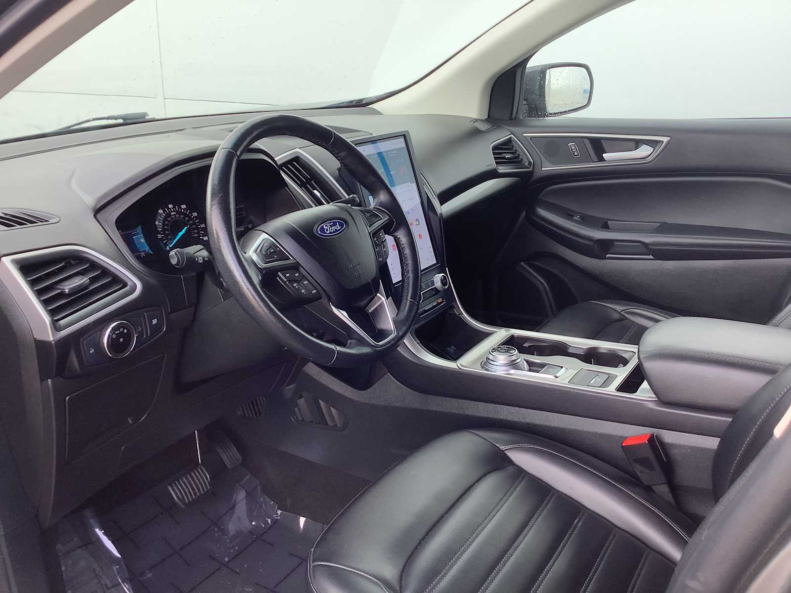 Thumbnail: 2023 Ford Edge - 3