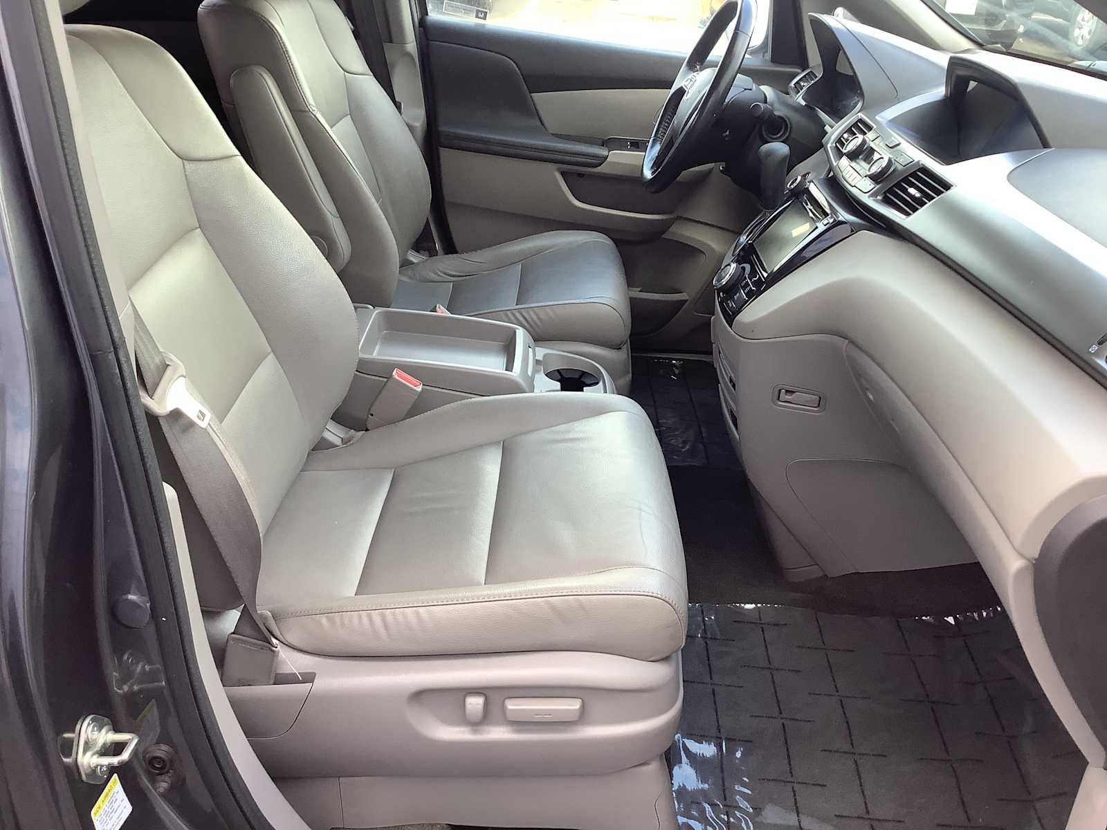 2016 Honda Odyssey EX-L - Photo 15