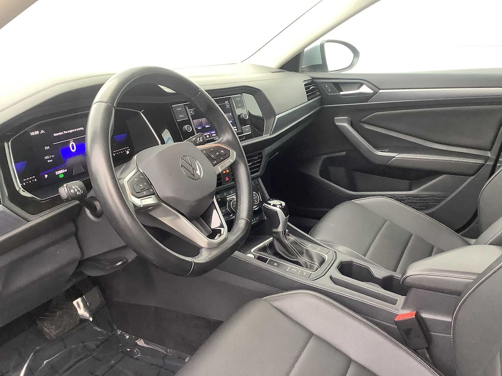 Used 2024 Volkswagen Jetta 1.5T SE Sedan