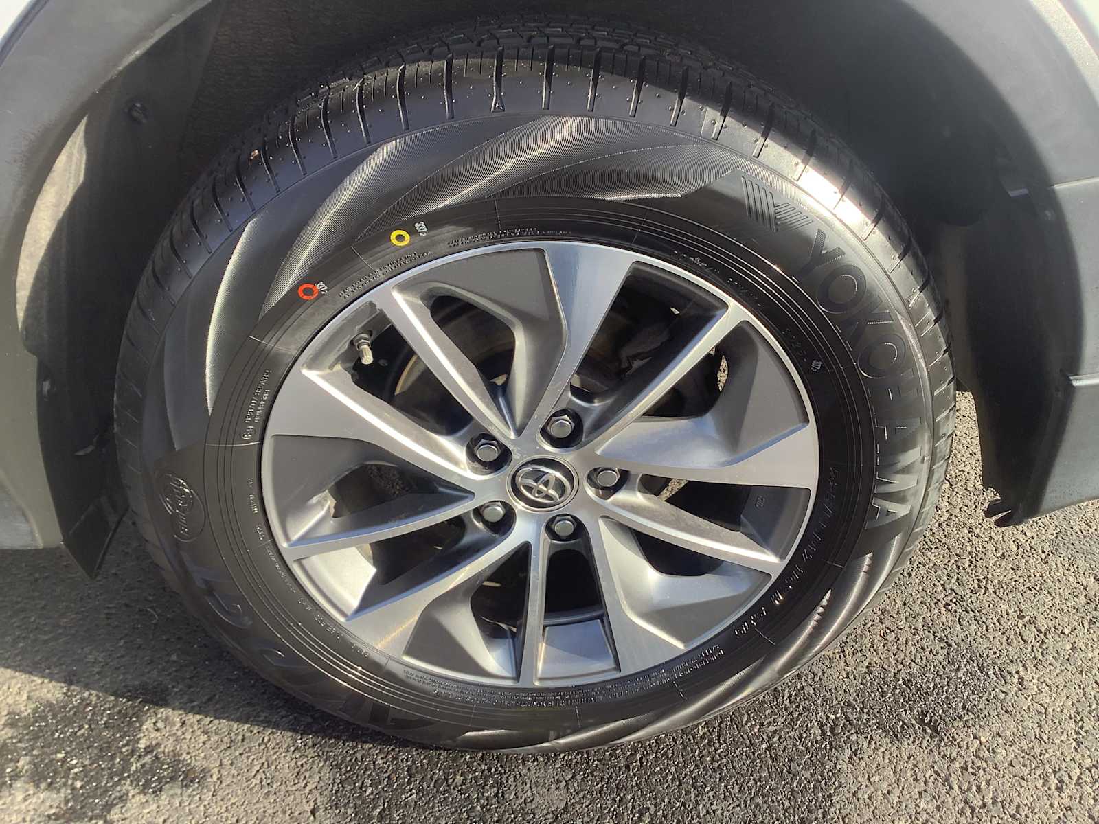 Thumbnail: 2016 Toyota RAV4 - 7