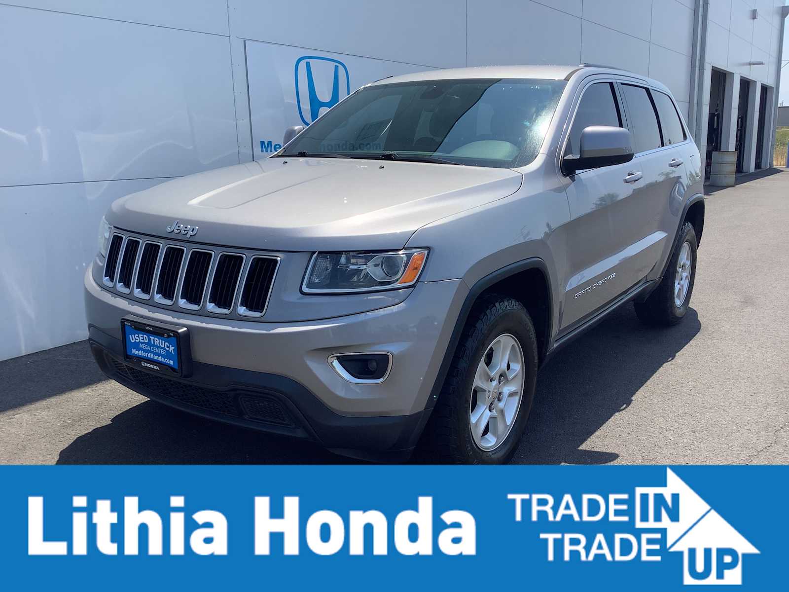 2015 Jeep Grand Cherokee Laredo -
                  Medford, OR