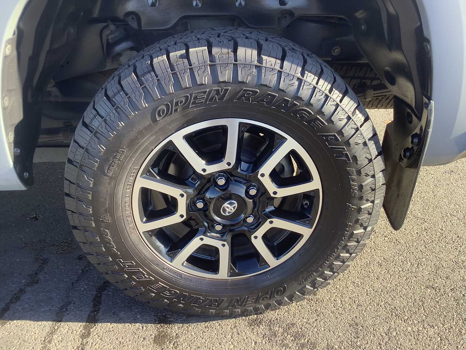 Thumbnail: 2018 Toyota Tundra - 7