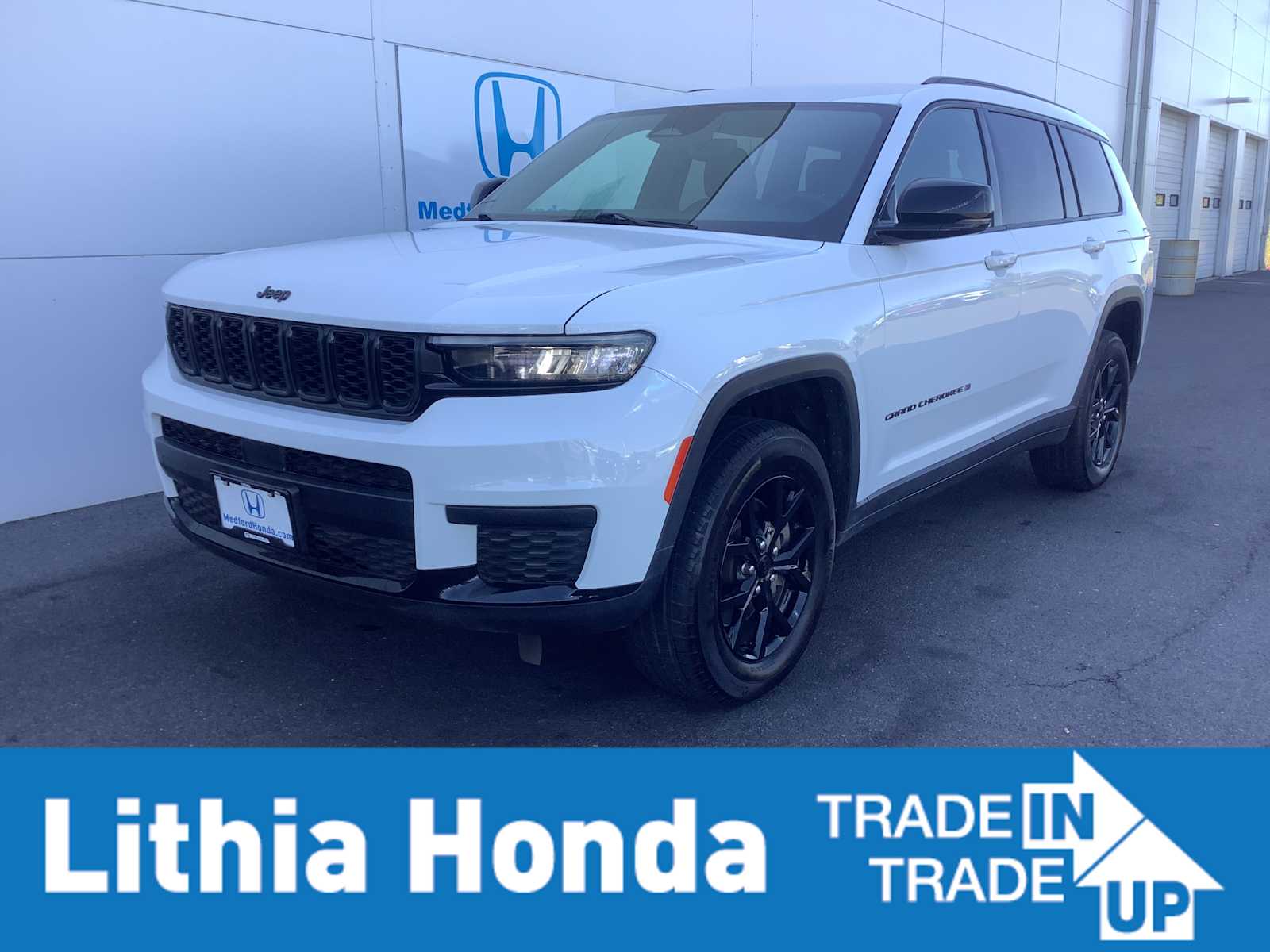2024 Jeep Grand Cherokee L Altitude 4x4's photo
