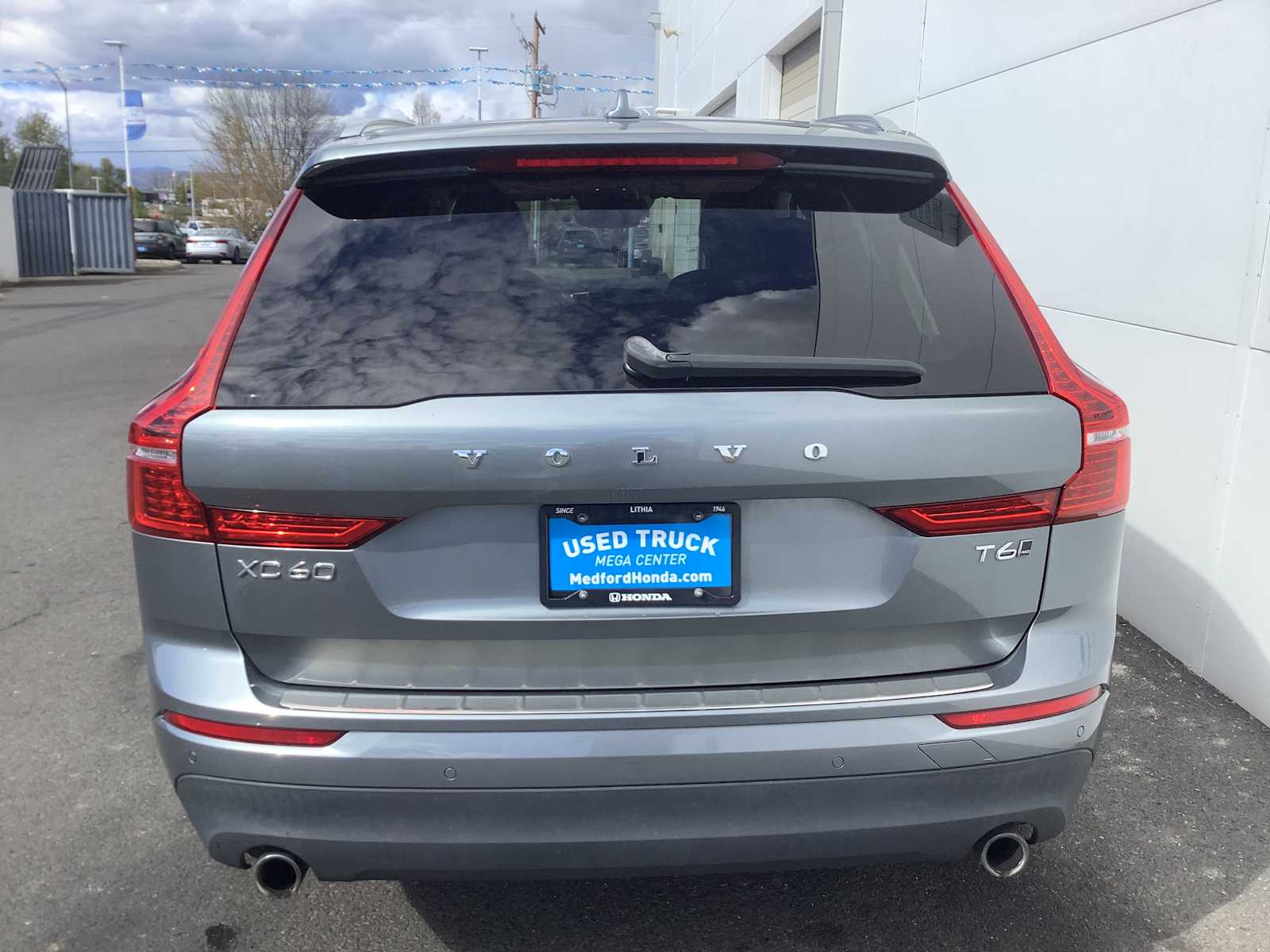 Thumbnail: 2020 Volvo XC60 - 5