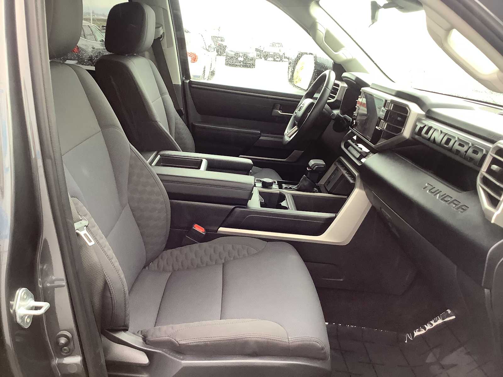 Thumbnail: 2022 Toyota Tundra - 15