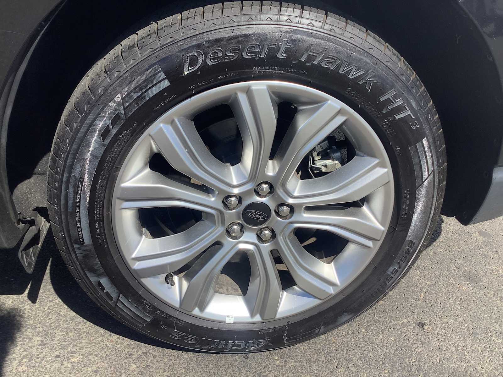 2024 Ford Edge Titanium - Photo 8