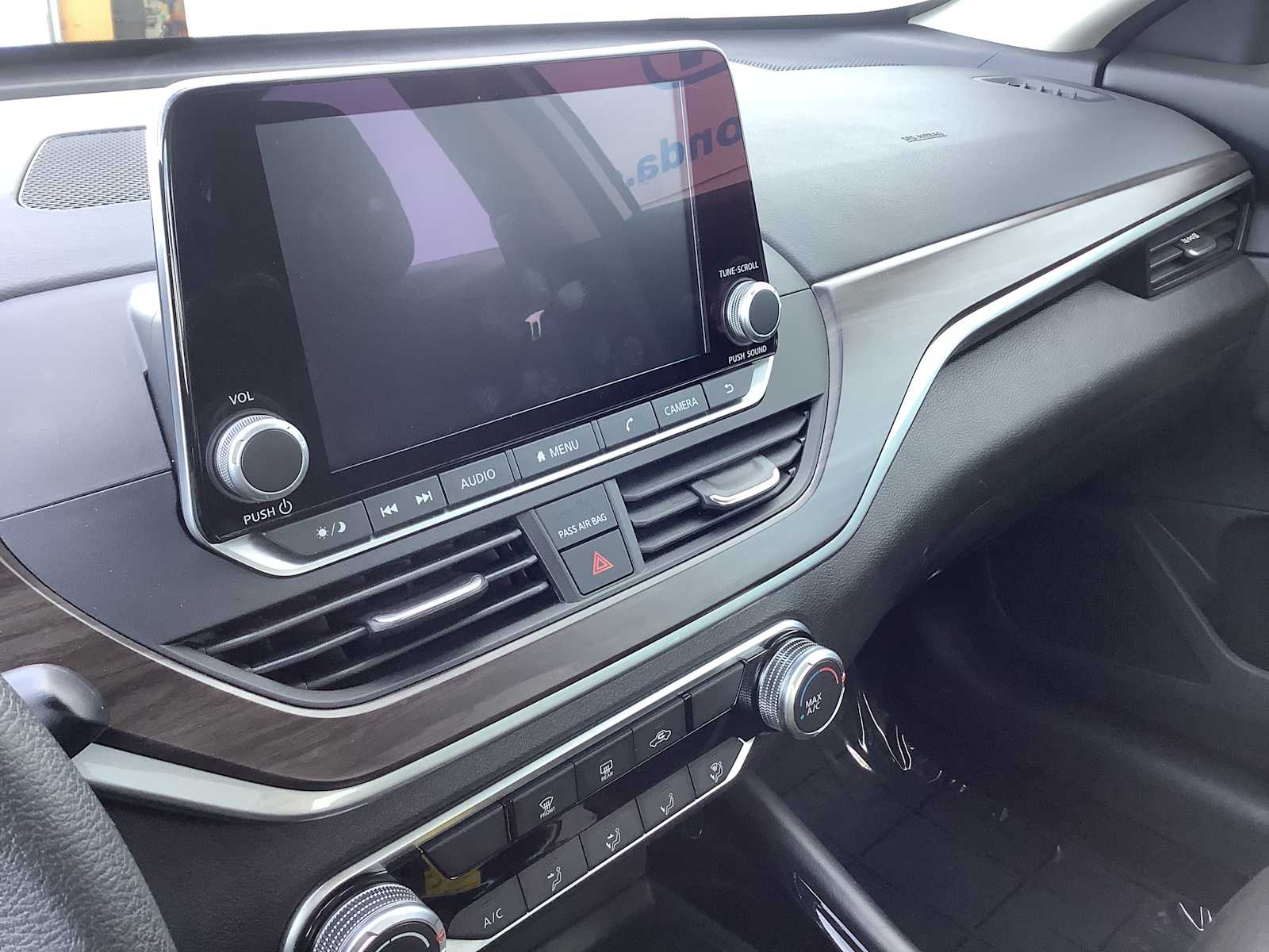 Thumbnail: 2023 Nissan Altima - 16