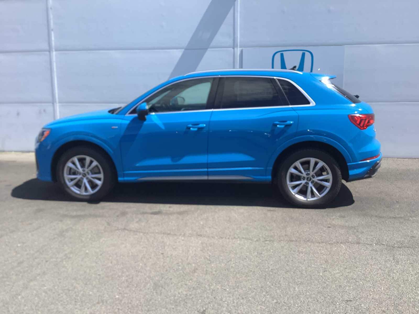 2022 Audi Q3 S Line Premium - Photo 2