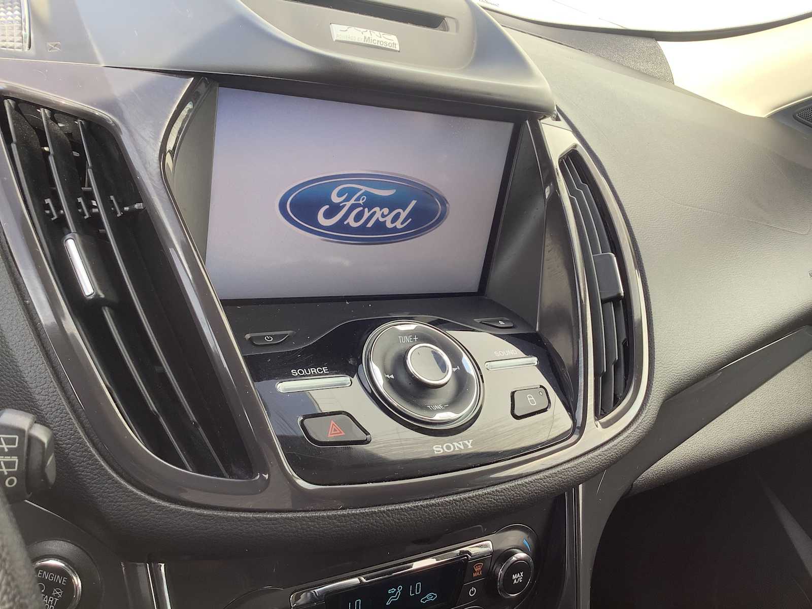 Thumbnail: 2013 Ford Escape - 16