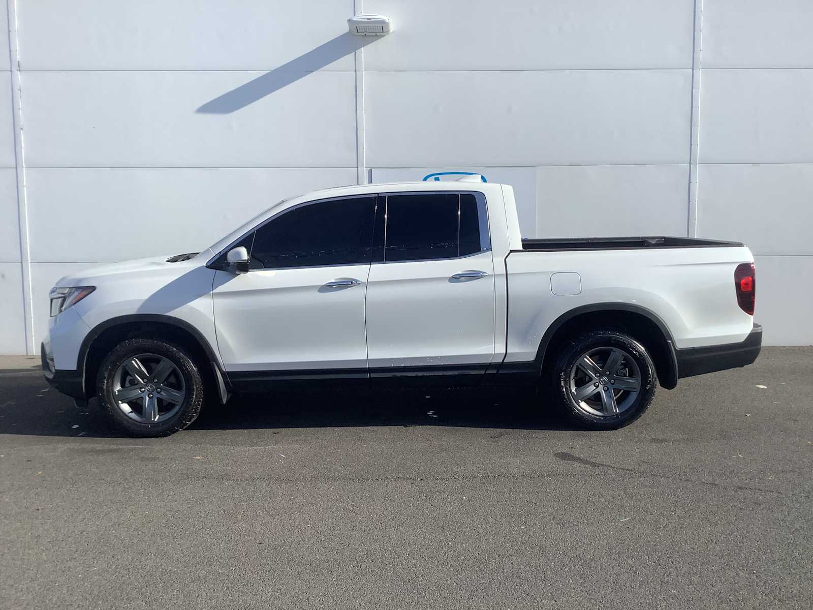 Thumbnail: 2023 Honda Ridgeline - 2