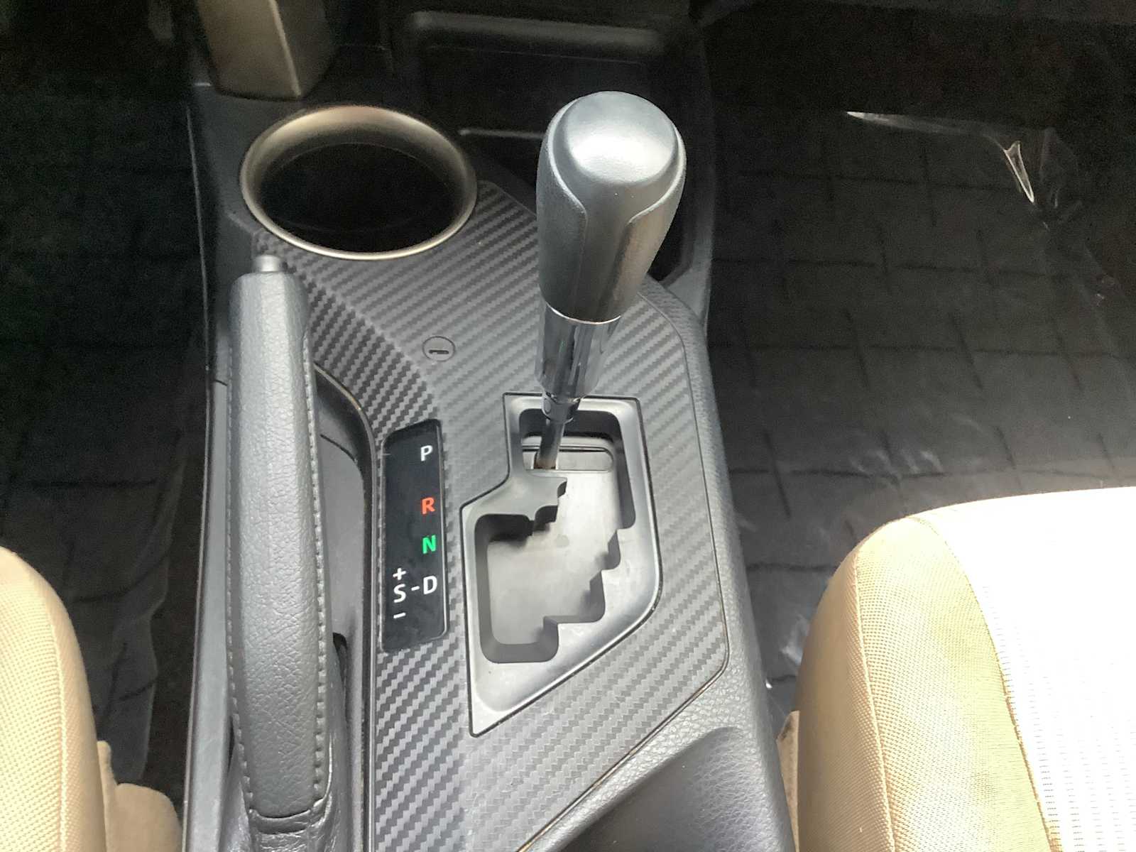 Thumbnail: 2013 Toyota RAV4 - 18