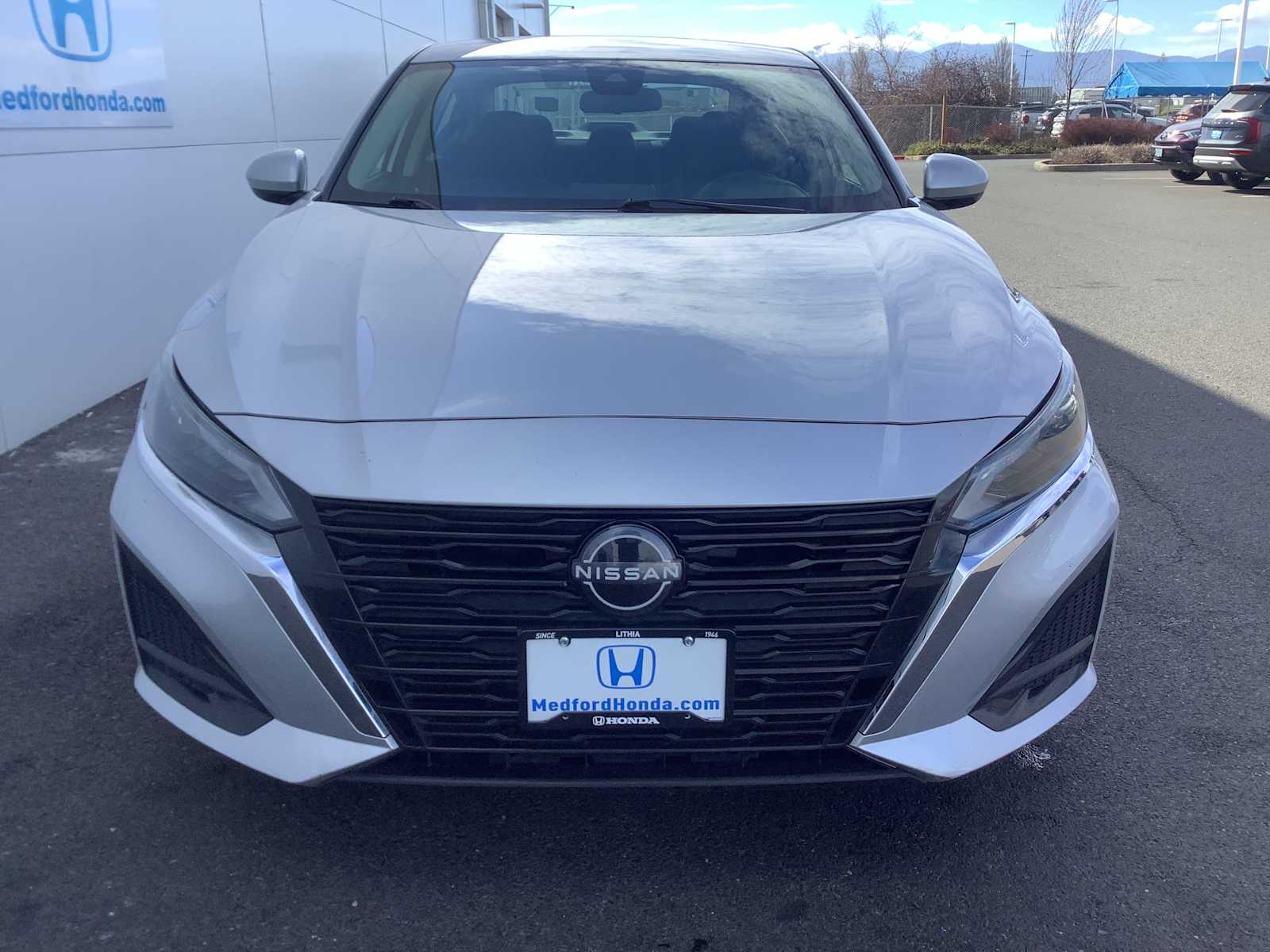 Thumbnail: 2023 Nissan Altima - 8