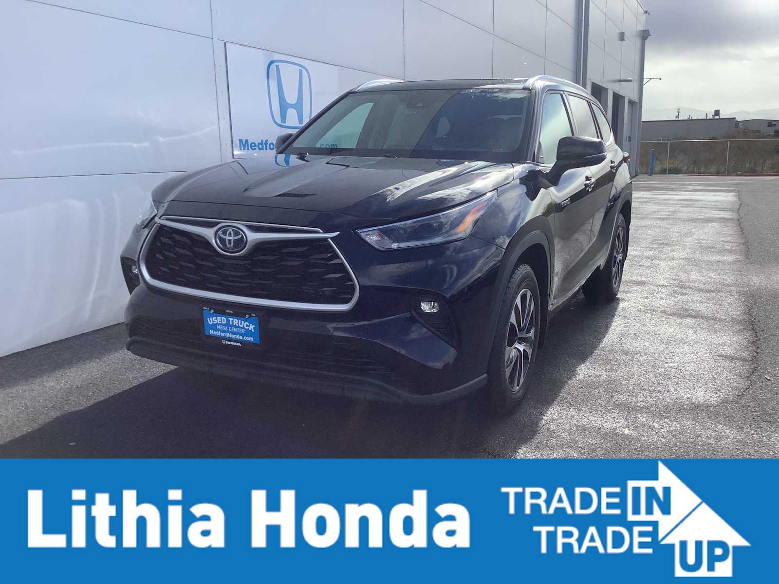 2021 Toyota Highlander XLE's photo
