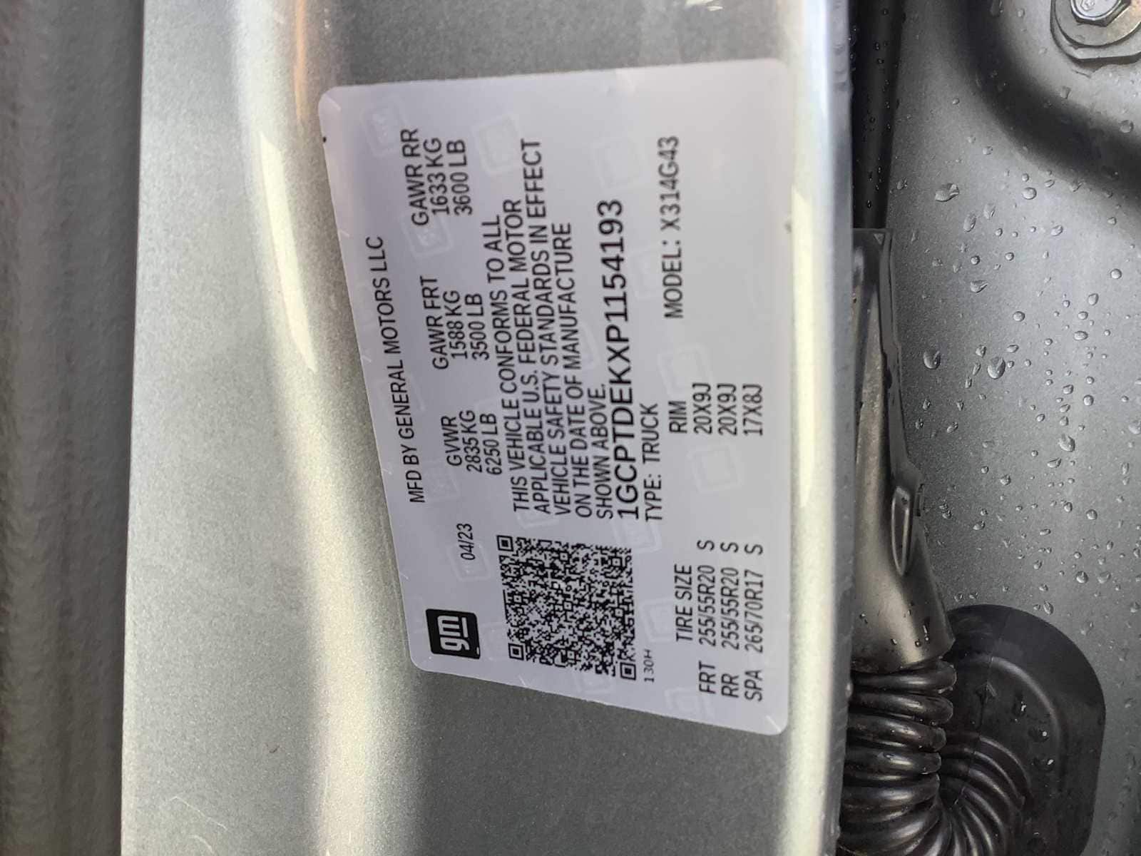 Thumbnail: 2023 Chevrolet Colorado - 21